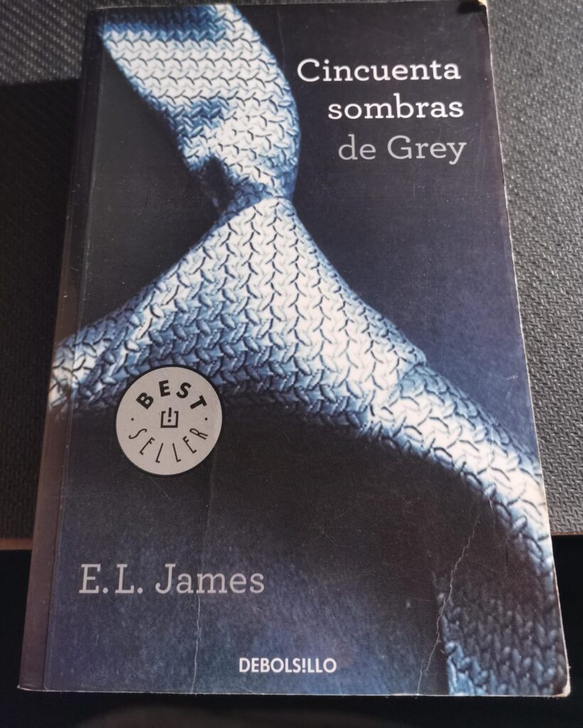 Novela Cincuenta Sombras de Grey Vol. 1 — Edición Debolsillo (Español)